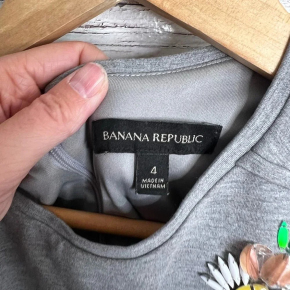 Banana republic gray floral  dress size 4 - Picture 5 of 10